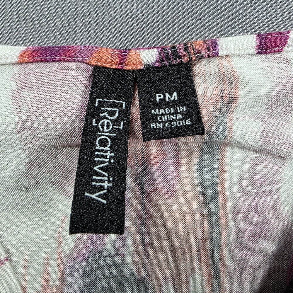 Relativity Womens Blouse Sz Petite Medium Purple Pink Orange Abstract - Picture 4 of 6